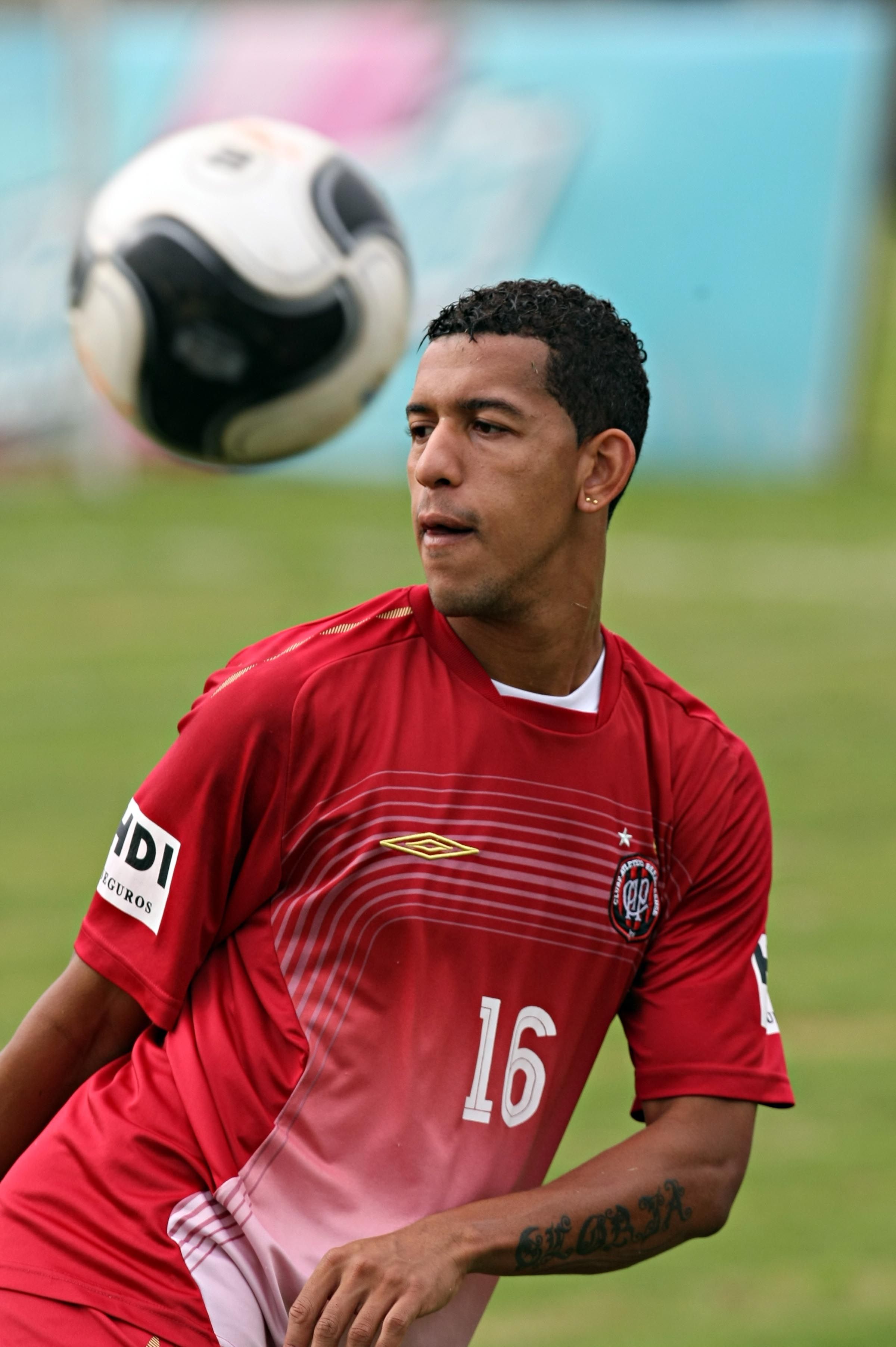 Antônio Carlos próximo de acerto com o Botafogo | Albari Rosa / Agência de Notícias Gazeta do Povo