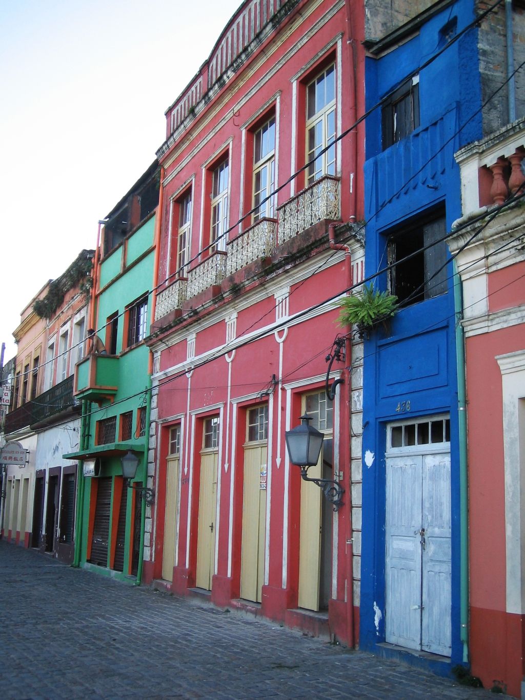 Rua da Praia: maior concentração de palacetes e casarios do período colonial | Felipe Lessa/Arquivo Gazeta do Povo