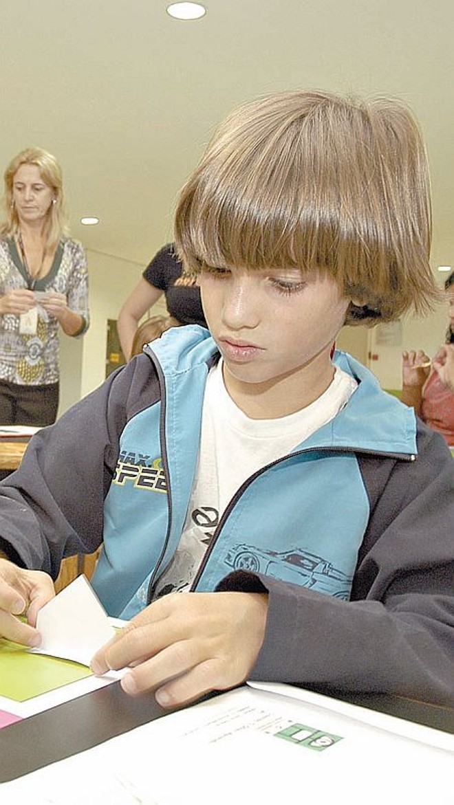 Felipe Morrissy, 8 anos, no primeiro plano, participou com amigos e o irmão da colônia anterior | 