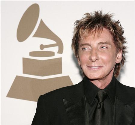 Manilow disse que, quanto se trata de cantores atuais, sua maior referência é a polêmica Lady Gaga |