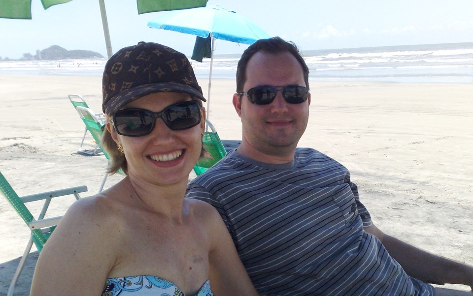 Praia tranquila e com sol no Litoral do Paraná