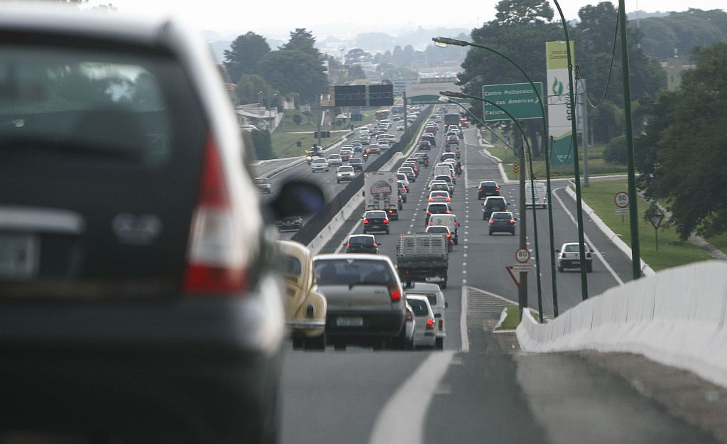 Movimento na BR-277 na manhã desta quinta-feira (24) foi o dobro do normal | Pedro Serápio/Gazeta do Povo