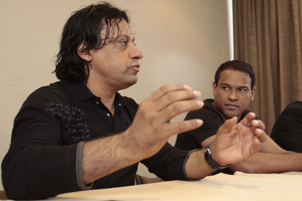 O dono do time, Aurélio Almeida, na apresentação de Muller como técnico: promessa de grandes amistosos | Ivan Amorin