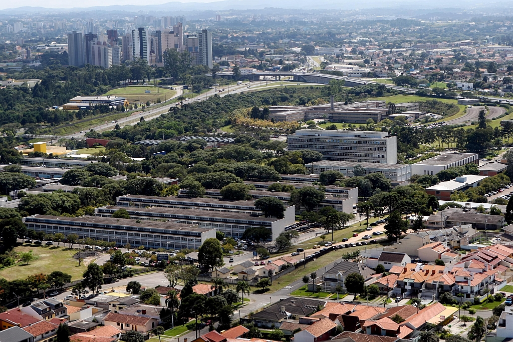 Vista do Centro Politécnico da UFPR, em Curitiba: universidade foi contemplada com uma das poucas emendas parlamentares que teve verbas liberadas neste ano. O orçamento da União para esta ano previa R$ 16,8 milhões para a instituição, que recebeu R$ 14,6 milhões até o último dia 17 | Albari Rosa/ Gazeta do Povo
