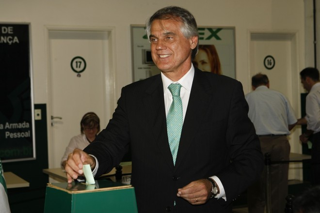 Vílson Ribeiro de Andrade, integrante do novo G9, confirma quatro pilares da gestão alviverde: futebol, financeiro, administração e marketing. | 