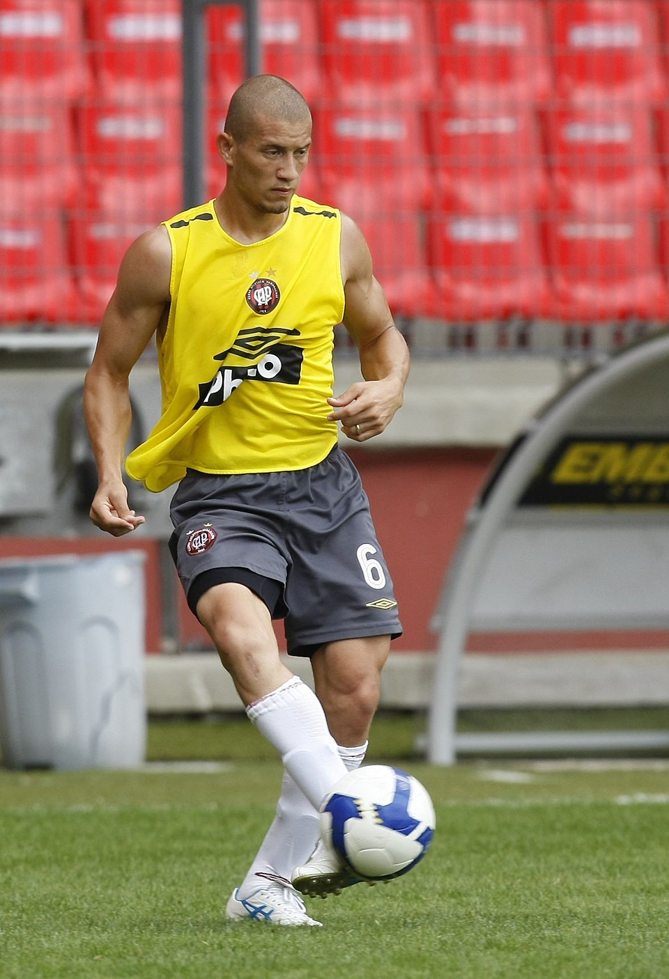 Nei aguarda em São Paulo desfecho da "novela" envolvendo ele, Atlético e Inter | Valterci Santos / Agência Gazeta do Povo