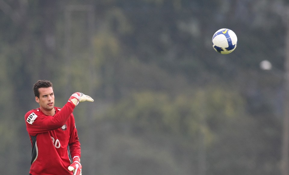 Fora dos planos do Atlético, goleiro Vinícius espera poder fechar com o Litex Lovech | Rodolfo Bührer / Agência Gazeta do Povo