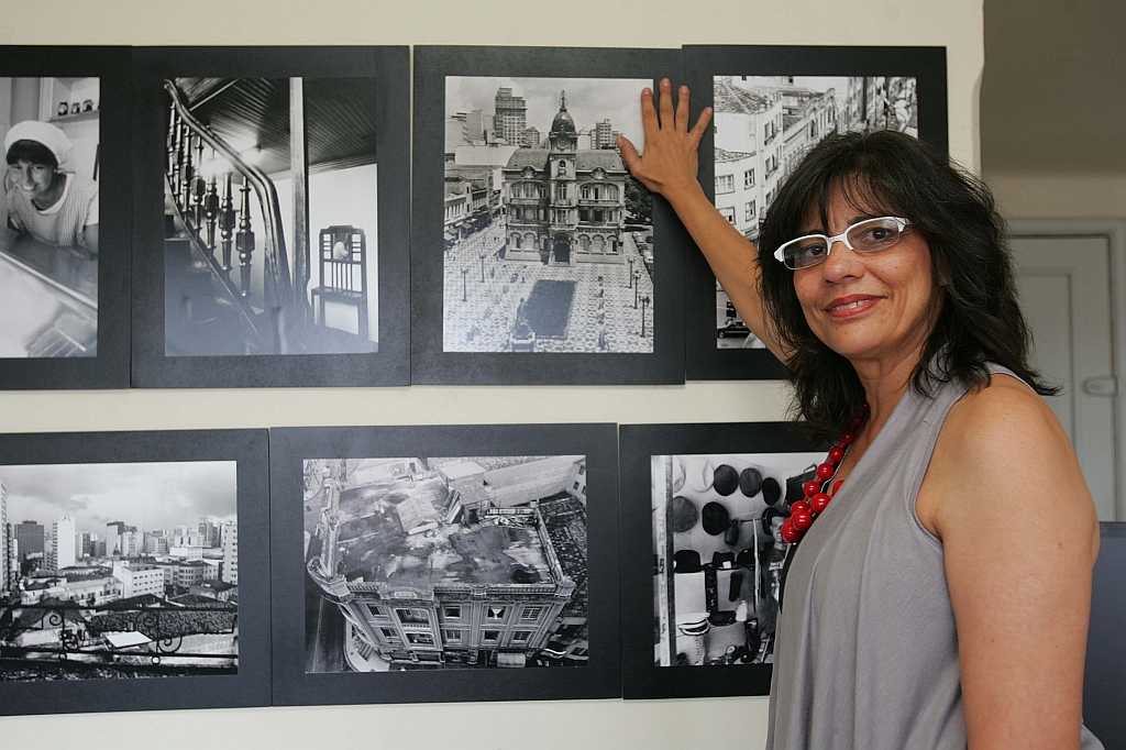 Muita gente me ajudou em minha trajetória. Agradeço a todos. Afinal, a gratidão é a memória da alma, diz Lina Faria | Ivonaldo Alexandre/Gazeta do Povo