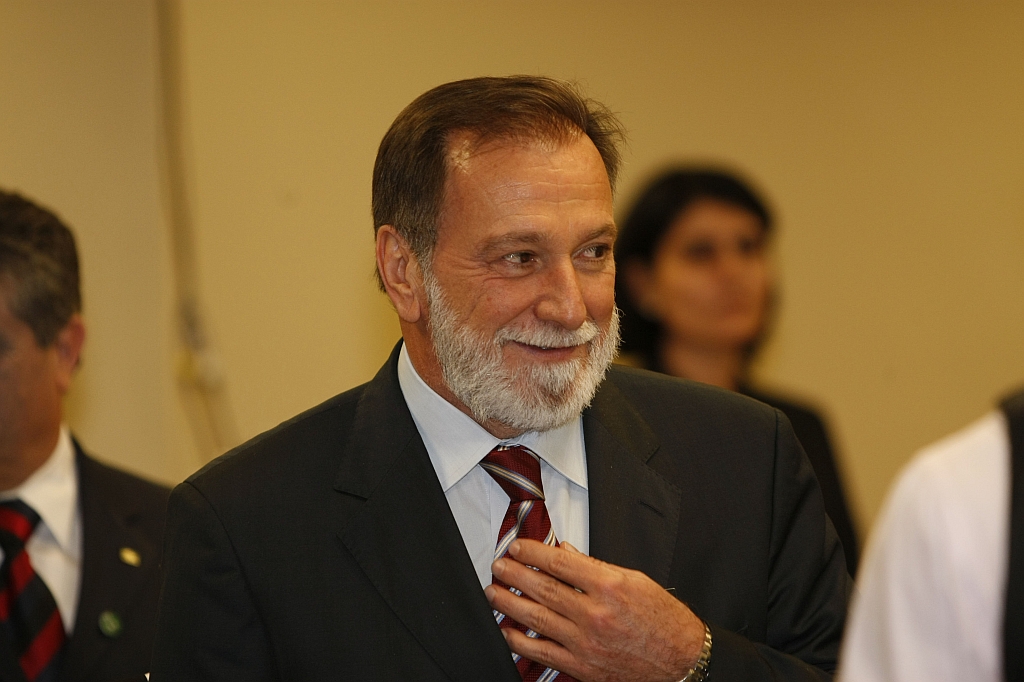 Osmar Dias: não é indecisão, é questão familiar mesmo. | Antonio Costa/Gazeta do Povo