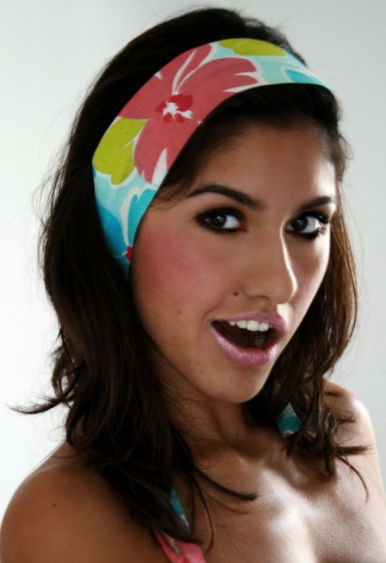 Foto de Tessalia, a Twitess, em um de seus perfis no Orkut | Arquivo Pessoal