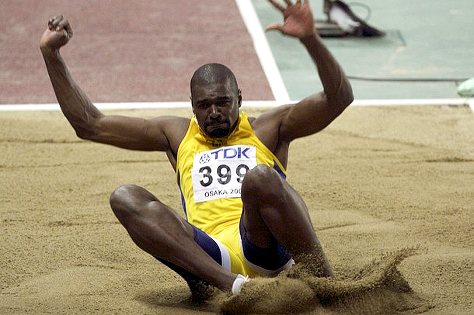 O recordista brasileiro e sul-americano de salto triplo, Jadel Gregório, vai treina na pista do Estádio Willie Davids | Divulgação