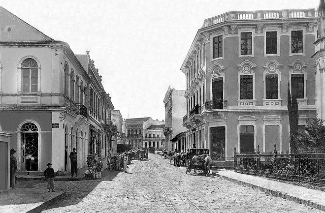7 A Rua José Bonifácio vista da Praça Tiradentes em 1900 |