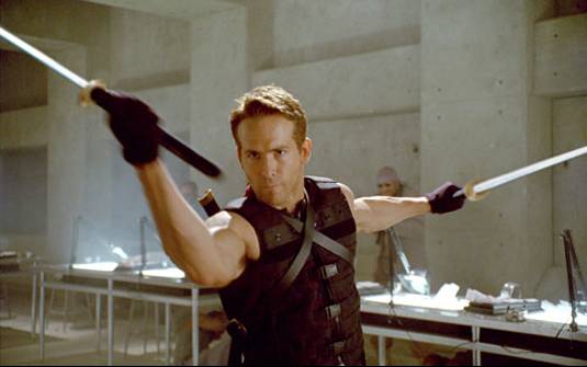 O ator Ryan Reynolds, em cena de "Wolverine" | Divulgação