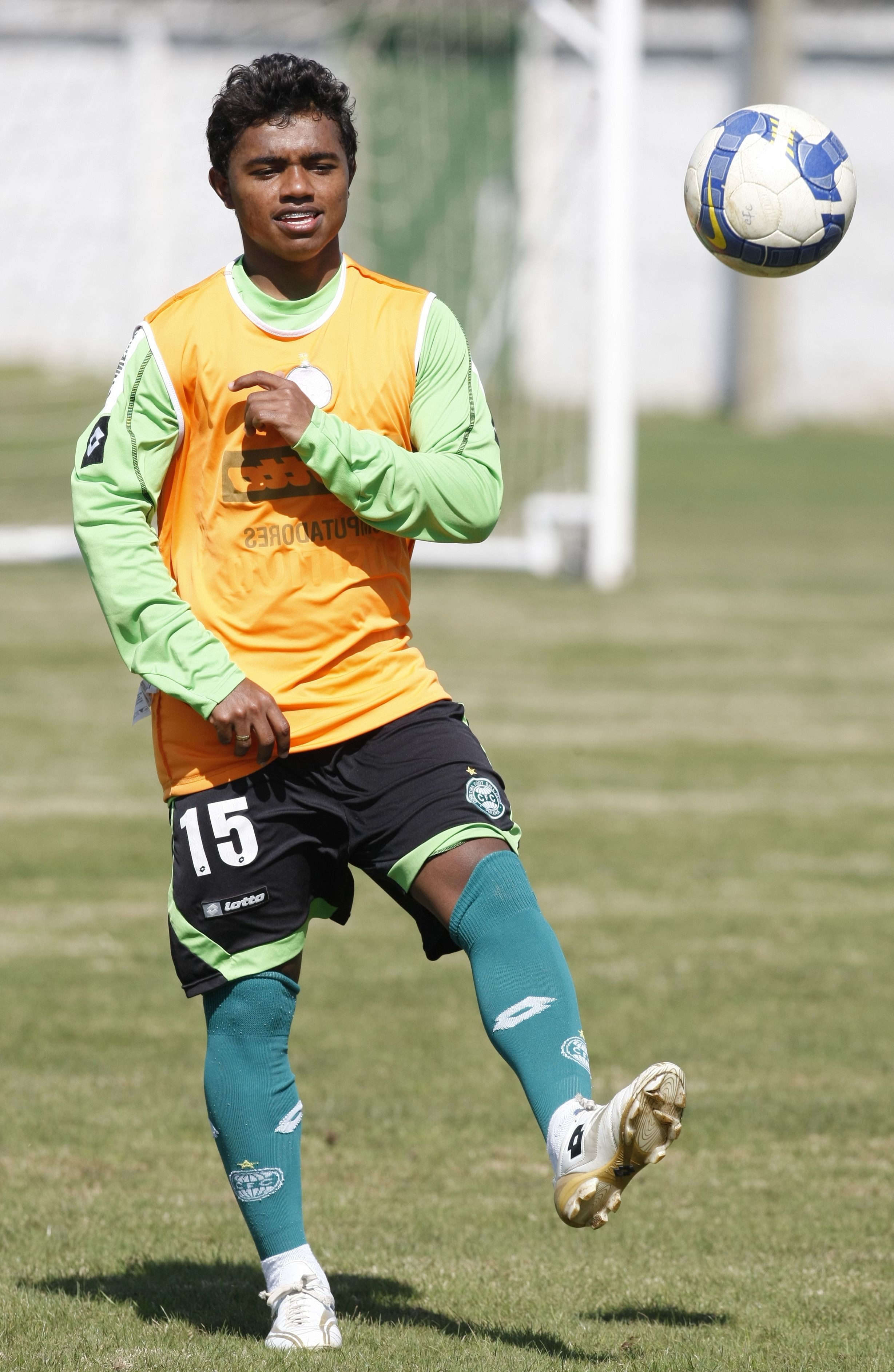 Renatinho, que iria começar jogando contra o Serrano, está confirmado por Ney Franco para pegar o Rio Branco | Marcelo Elias / Agência de Notícias Gazeta do Povo
