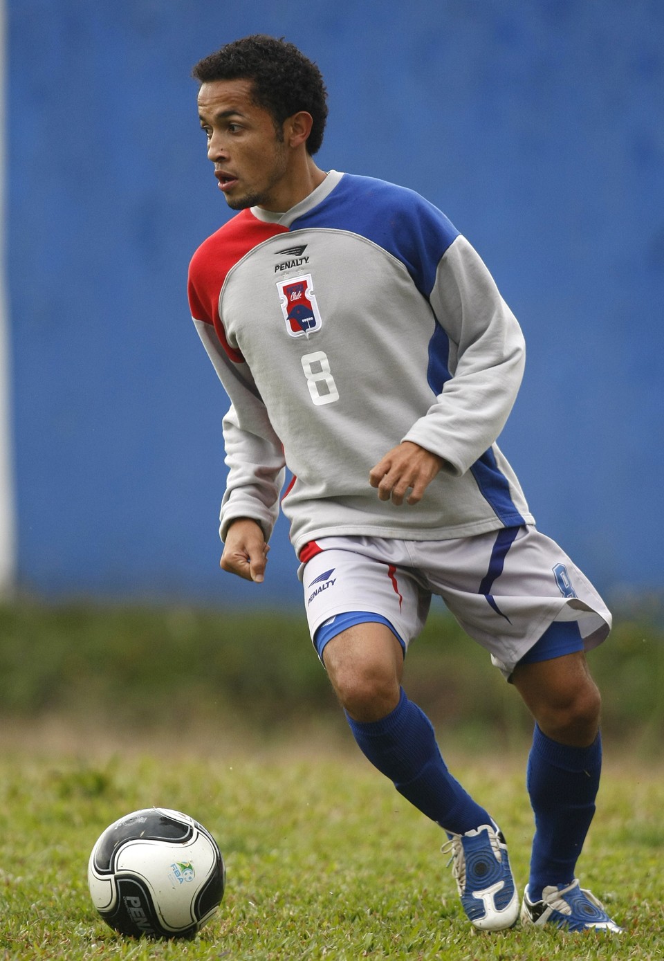 Rafinha, na época de Tricolor: "Espero ser tão feliz no Coritiba quanto fui pelo Paraná" | Rodolfo Bührer / Agência Gazeta do Povo