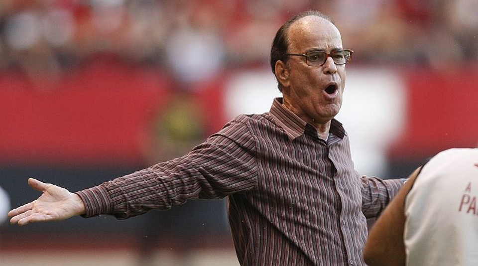 Técnico Antônio Lopes foi demitido do Atlético e não sabe por que | Rodolfo Bührer/Gazeta do Povo
