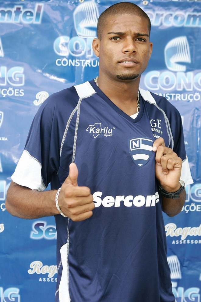Maicon, do Nacional: lateral-direito como o xará da Inter de Milão | 