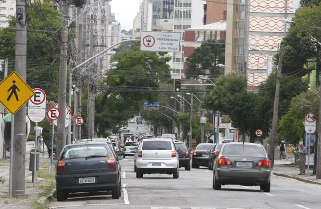 Rua Vicente Machado: aluguel comercial ultrapassa R$ 20 o metro quadrado |