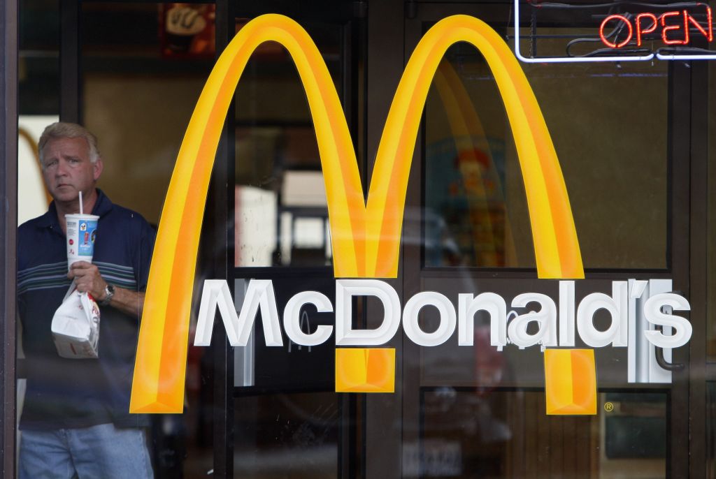 O McDonald´s e outras redes de fast-food se beneficiaram do desaquecimento na economia global, que fez os consumidores procurarem preços menores | Reuters
