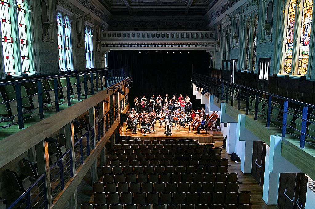 Integrantes da Camerata Antiqua de Curitiba, que faz o concerto de abertura da 28.ª edição do tradicional evento curitibano | Divulgação