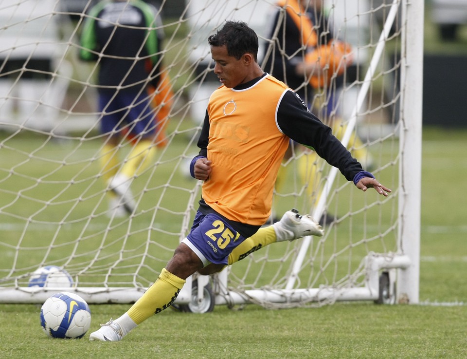 Marcos Aurélio seguirá como uma das principais peças do Coritiba na temporada 2010 | Valterci Santos / Agência Gazeta do Povo
