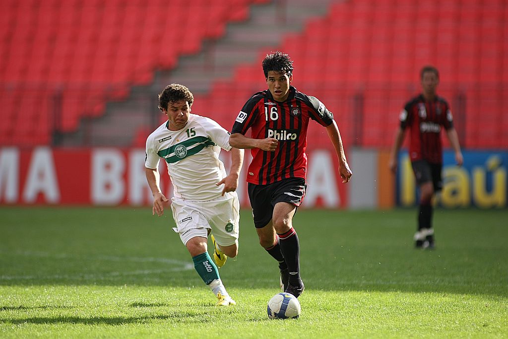 O meia Lucas Sotero é o único jogador do Atlético vice-campeão da Copinha, no ano passado, relacionado para defender o Furacão na edição de 2010 | Divulgação/ Clube Atlético Paranaense