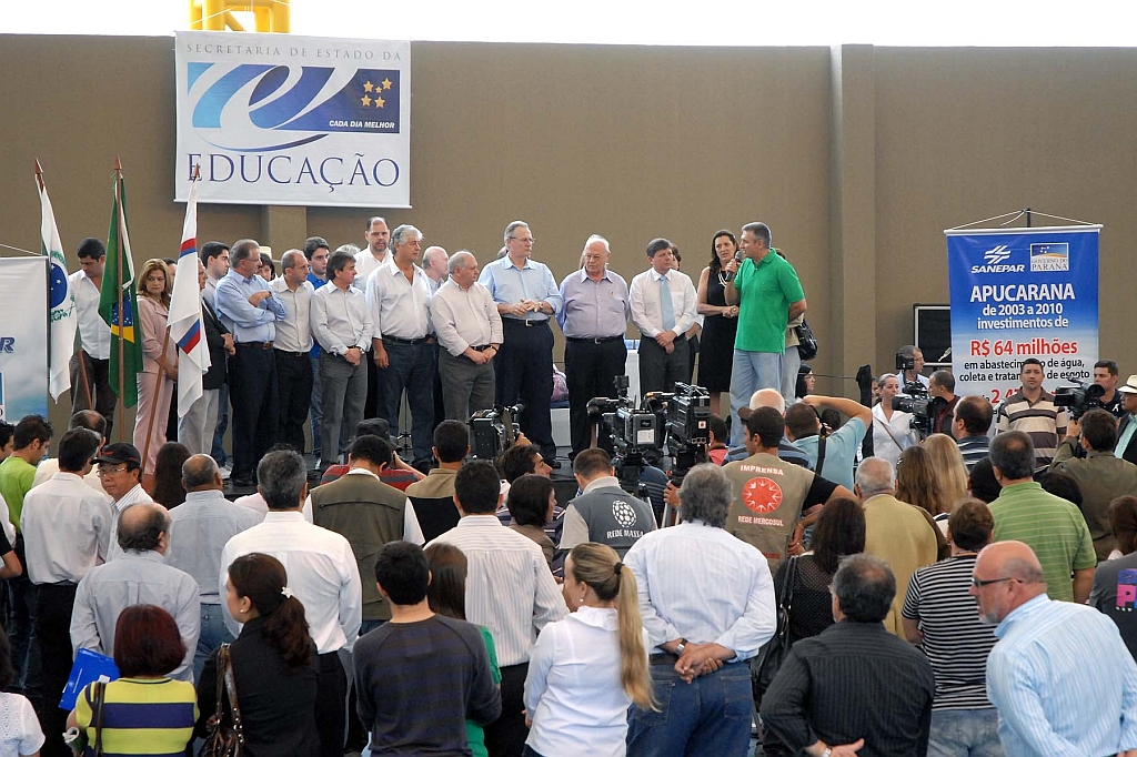 Inauguração de escola em Apucarana: em ano eleitoral, políticos buscam espaço para mostrar trabalho aos eleitores | Arnaldo Alves/SECS
