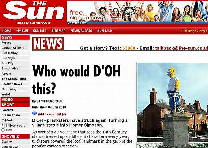 Estátua do século XIX virou o personagem "Homer Simpson" | Reprodução/The Sun