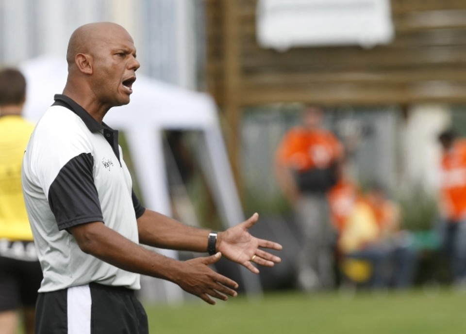 Norberto Lemos, técnico do Operário. | Rodolfo Bührer/ Gazeta do Povo