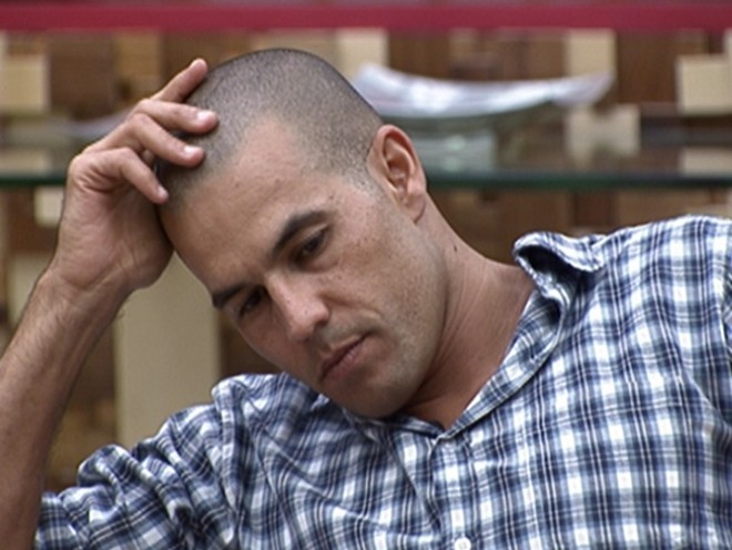 O advogado Alex não resistiu a mais um paredão e está fora do BBB 10 | Divulgação/Globo.com