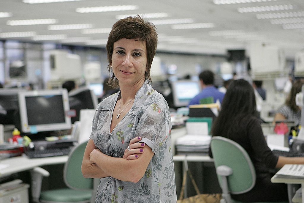 O que está fora do mundo normal é louco. Mas, na realidade, muita gente usa máscaras para disfarçar que está fora do padrão. Meus contos, em geral, tratam disso, afirma Claudia Belfort | Robson Fernandjes/AE