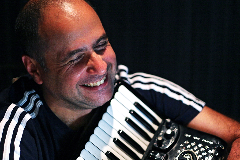 Toninho Ferragutti: instrumentista paulista abre série de concertos deste ano, no Teatro da Caixa. Evento segue com mais dez apresentações até dezembro | Myriam Vilas Boas/ Divulgação