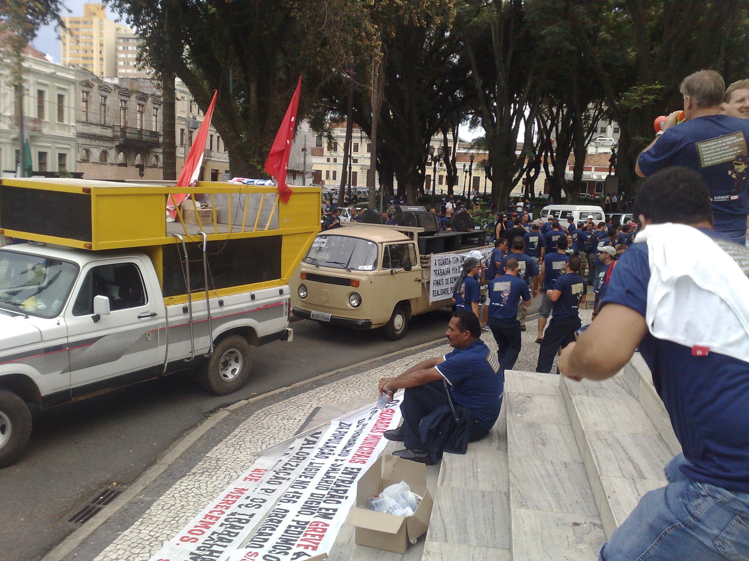 Uma nova reunião entre Prefeitura e grevistas deve ser realizada nesta semana | Adriano Ribeiro
