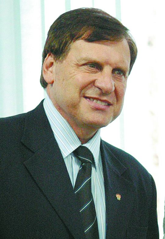 Santos: atual secretário de Saúde | Elson Sempé Pedroso