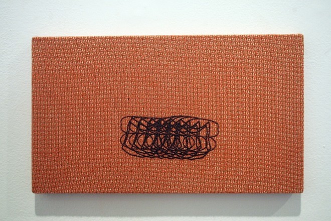 Obra do artista André Rigatti: serigrafia termo expandida em tela de lã | 