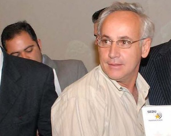 De acordo com a assessoria do prefeito Milton Martini, o reajuste salarial é apenas uma adequação | AEN