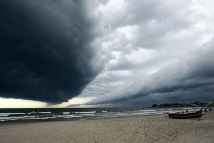No fim da tarde desta segunda-feira, tempo virou no Litoral | Valterci santos / Gazeta do Povo
