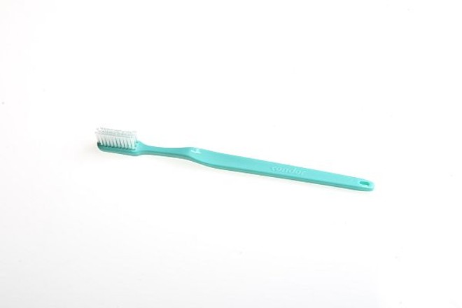 Produto: Escova de dentes. Validade: 3 meses |