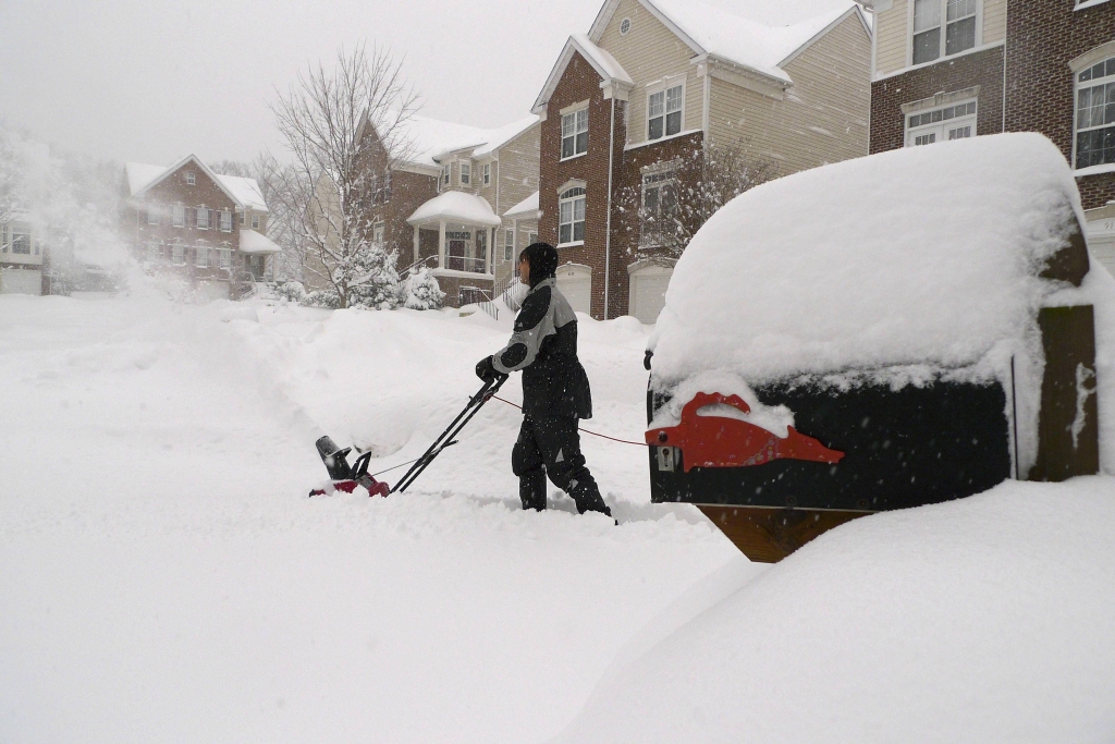 Tempestade de neve atinge meio-atlântico dos Estados Unidos | Reuters