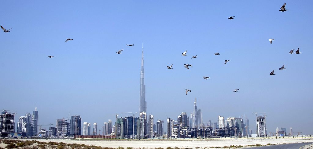 Imagem de Dubai mostra o arranha-céu Burj Khalifa Bin Zayid, o maior do mundo: crise financeira e crimes mancham a imagem dos Emirados Árabes Unidos | Karim Sahib/AFP