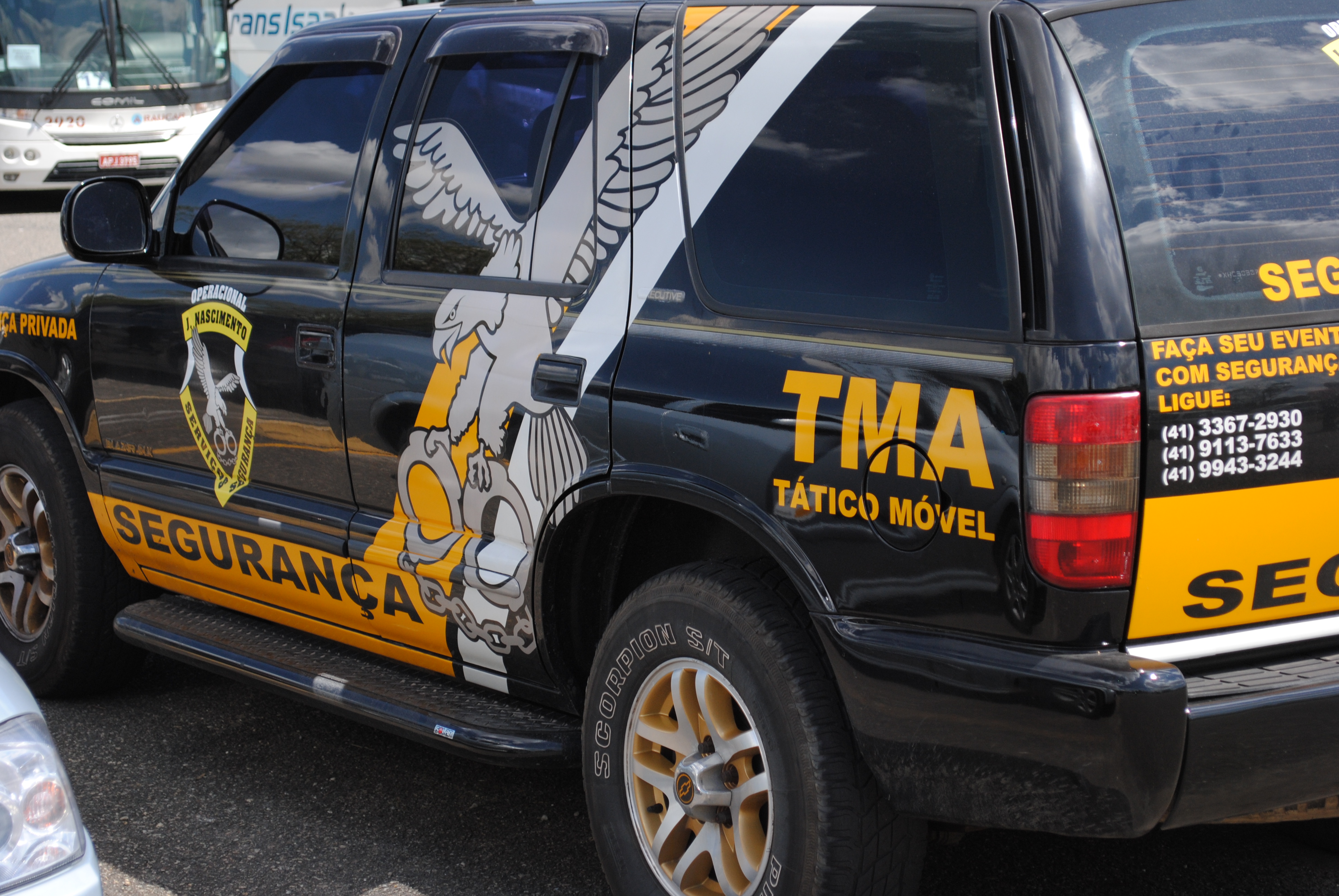 Em foto do Sindicato, viatura da empresa supostamente clandestina, na inauguração da Repar | Sindivigilantes