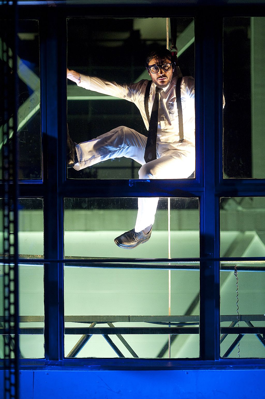 Kastelo: em São Paulo, atores do Teatro da Vertigem atuam sobre andaimes | Divulgação