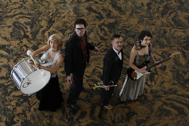 Giovana, Rodrigo, Ranieri e Nadja vivem personagens que têm seus nomes |