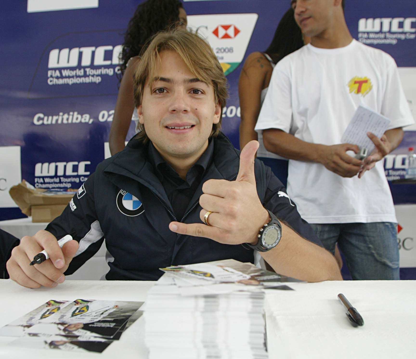 Curitibano Augusto Farfus Júnior tem semana agitada com entrevistas, eventos e reuniões com os engenheiros da BMW | Giuliano Gomes / Agência de Notícias Gazeta do Povo