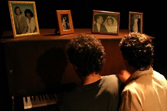 É Só uma Formalidade, do grupo Quatroloscinco |