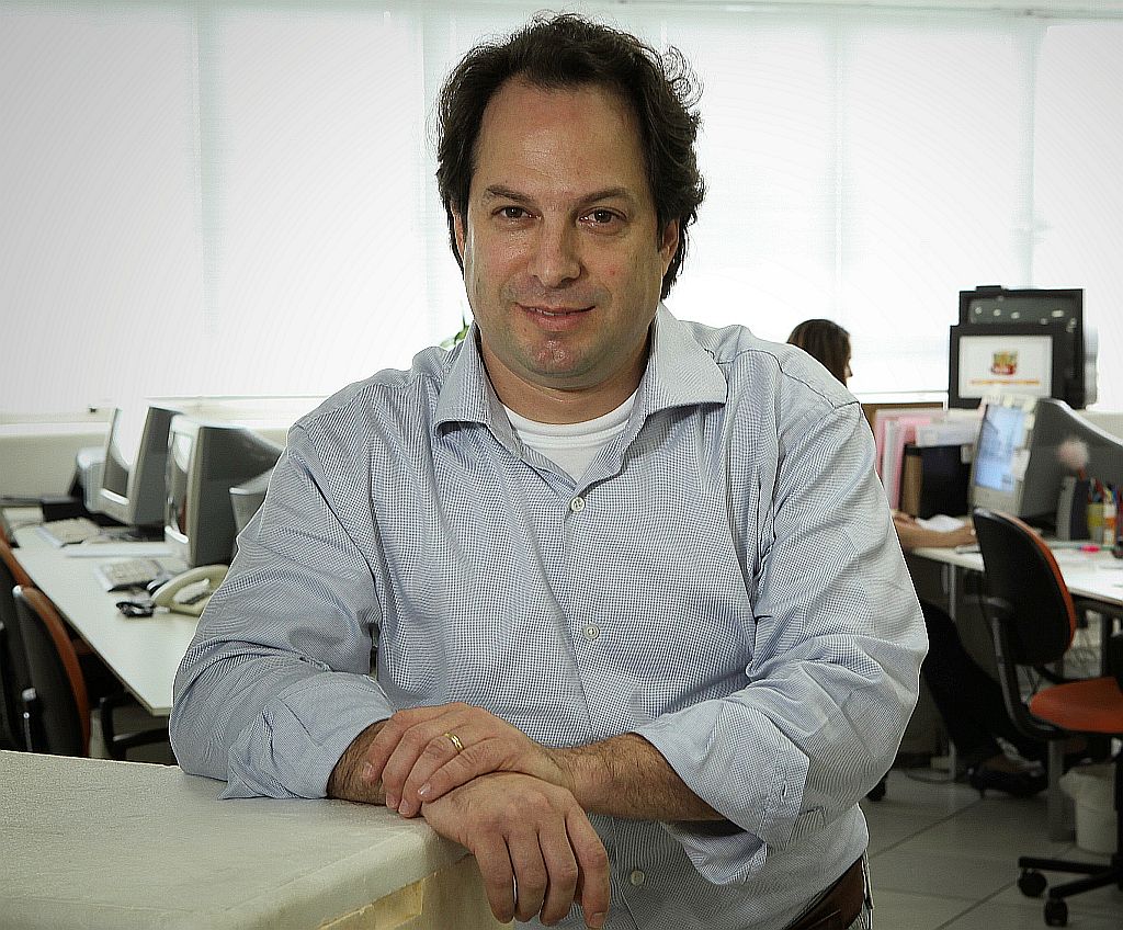 Nossa audiência é a própria necessidade do usuário. As pessoas só não usam mais seus telefones porque é caro falar. Neste mercado de telefonia, a demanda vai ser sempre maior que a oferta. Jean-Marc Schiffler, presidente do Grupo Wertt, que está comercializando a publicidade com as operadoras de telefonia | Divulgação