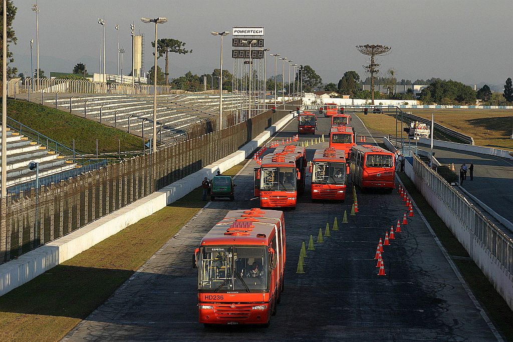 Apresentada em 2006, a linha direta expressa estreia ligando o Boqueirão ao Centro com menor número de paradas | Rogério Machado/SMCS