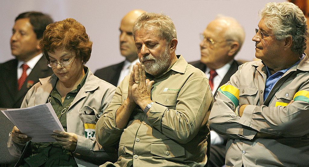 Prece presidencial: Lula sonha em ver Dilma Rousseff em um palanque que reúna os desafetos Osmar Dias e Roberto Requião | Fotos: Jonathan Campos/ Gazeta do Povo