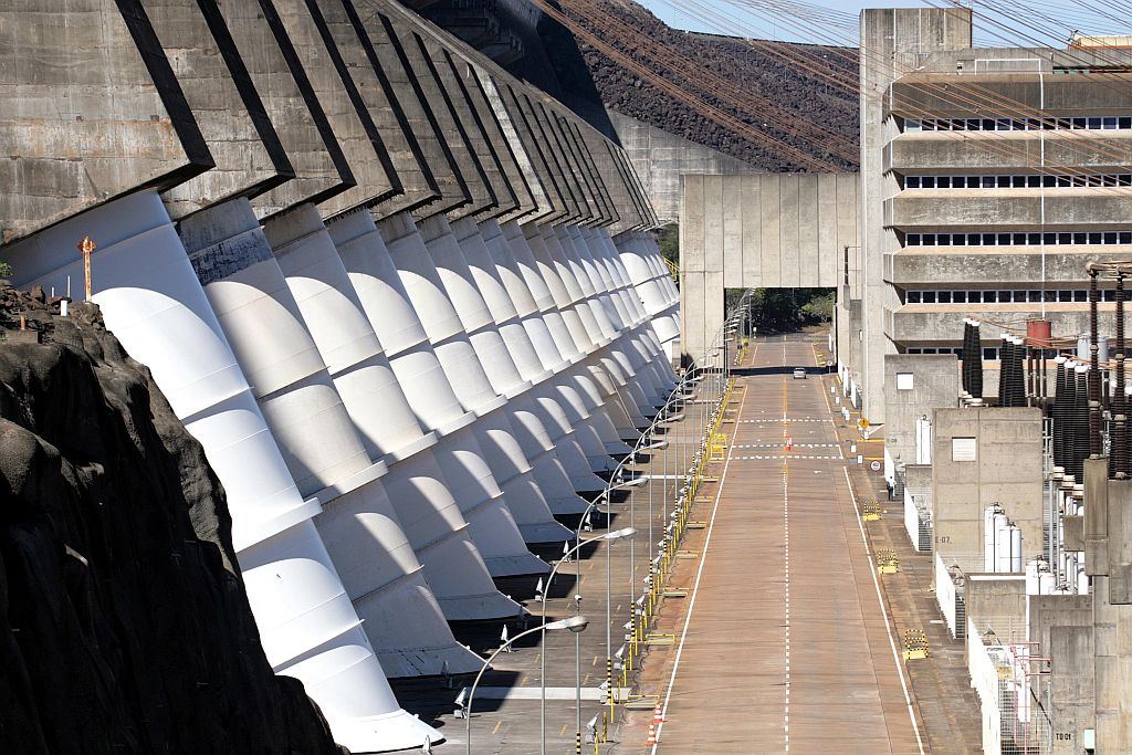 Usina de Itaipu, em Foz do Iguaçu: paraguaios têm pressa | Christian Rizzi/Gazeta do Povo