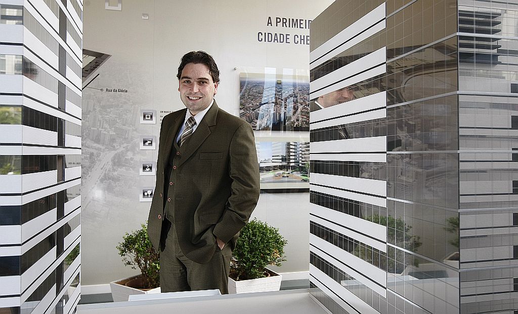 Marcelo Fernandes aproveitou para trocar o escritório alugado por salas próprias | Rodolfo Bührer/ Gazeta do Povo